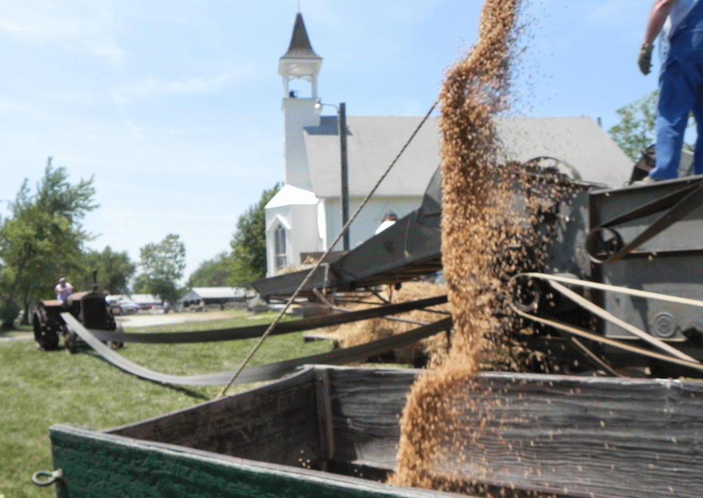 Meriden Antique Engine & Threshers Assn